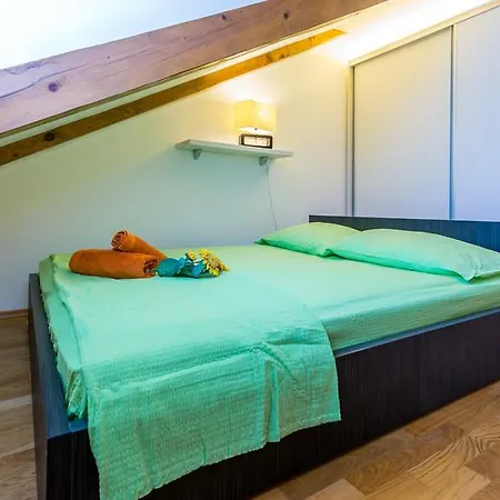 Sundelight 公寓